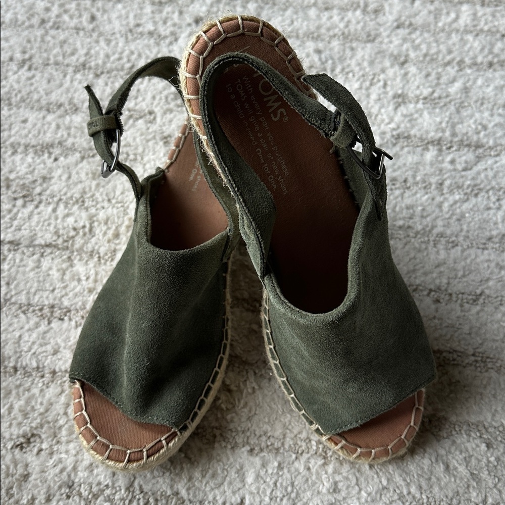 Toms Olive Green Espadrille Wedges